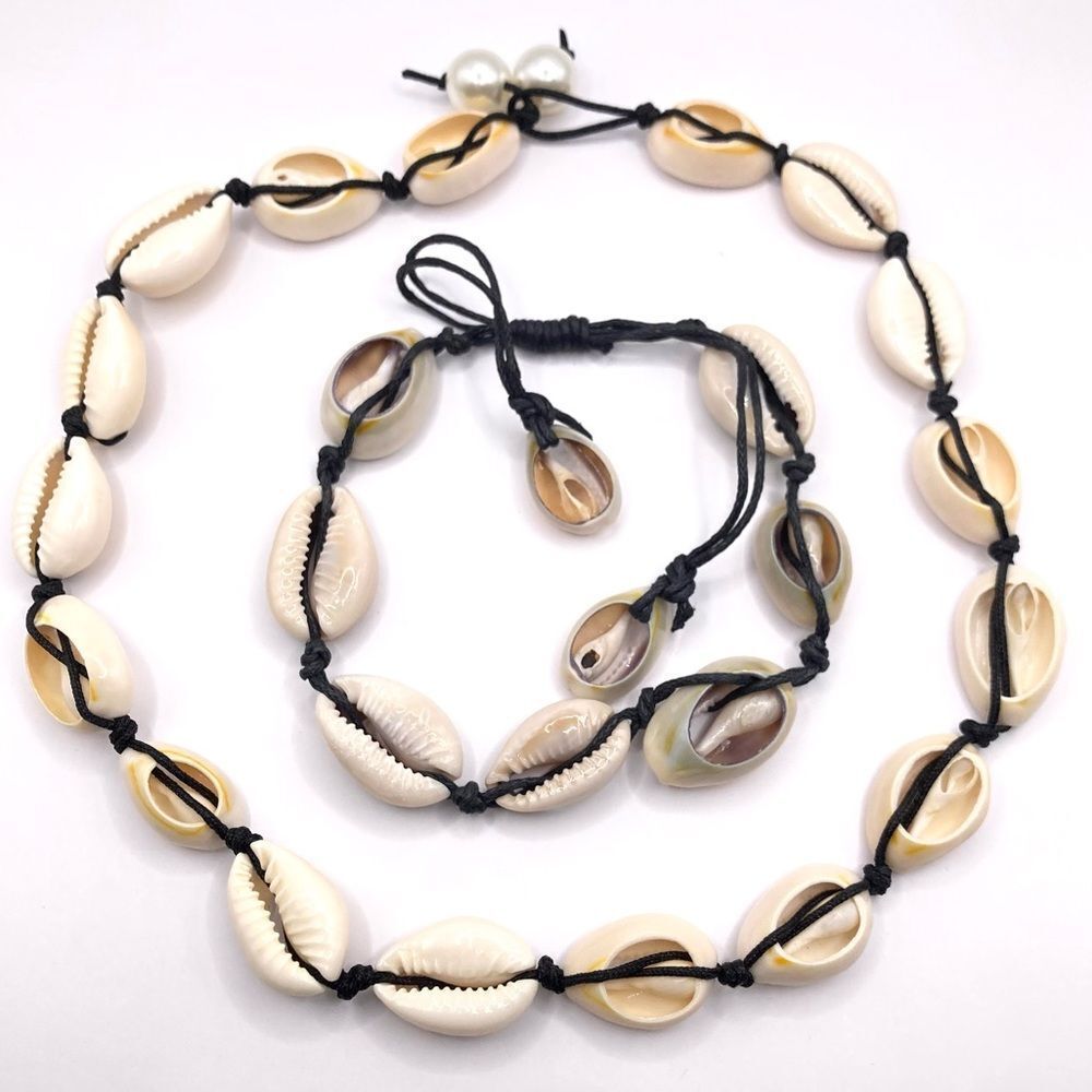 Natural cowrie shell necklace and bracelet set